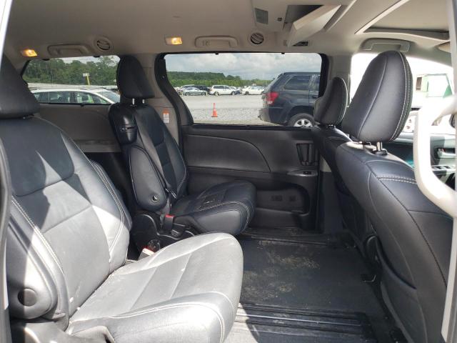 Photo 10 from auction – 2017 TOYOTA SIENNA SE with VIN 5TDXZ3DC5HS885167