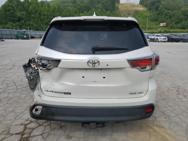 Photo 6 from auction – 2016 TOYOTA HIGHLANDER with VIN 5TDJKRFH4GS236982