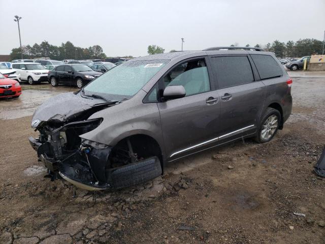 TOYOTA SIENNA LE 2011 with VIN 5TDJK3DC4BS020434 - Photo from auction