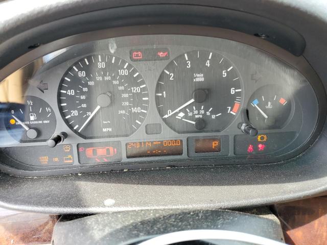 Photo 9 from auction – 2005 BMW 325 I with VIN WBAEV33455KW17023