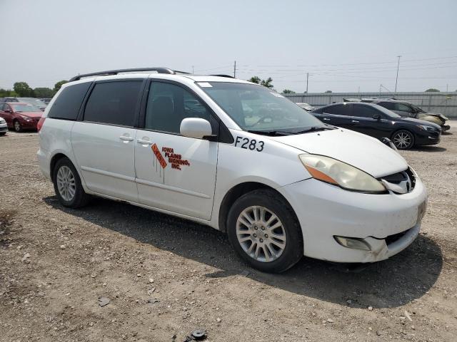 Photo 4 from auction – 2010 TOYOTA SIENNA XLE with VIN 5TDYK4CC2AS306707