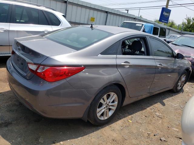Photo 3 from auction – 2012 HYUNDAI SONATA GLS with VIN 5NPEB4AC2CH345456