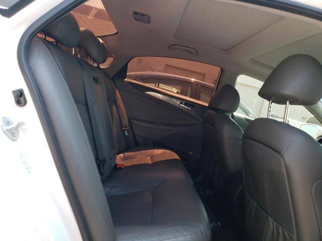 Photo 10 from auction – 2015 HYUNDAI SONATA HYB with VIN KMHEC4A42FA131791