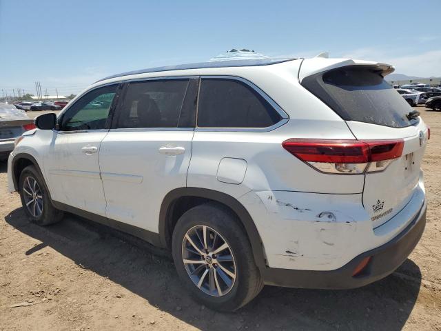 Photo 2 from auction – 2019 TOYOTA HIGHLANDER with VIN 5TDKZRFH5KS552299