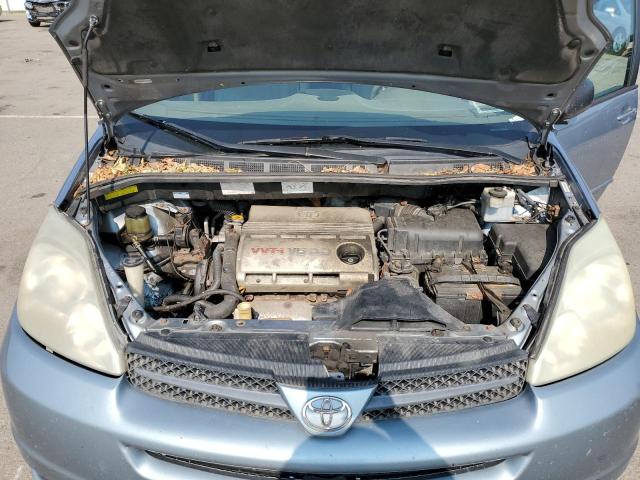 Photo 12 from auction – 2004 TOYOTA SIENNA with VIN 5TDZA23C44S051364