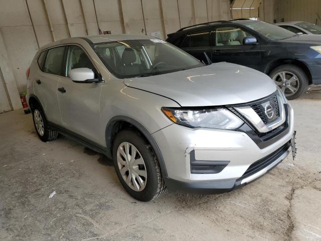 Photo 4 from auction – 2017 NISSAN ROGUE S with VIN KNMAT2MV2HP574499