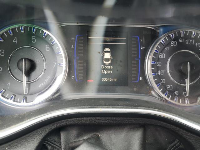 Photo 9 from auction – 2015 CHRYSLER 200 LIMITE with VIN 1C3CCCAB4FN703526
