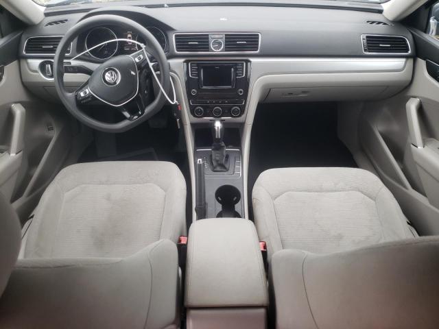 Photo 8 from auction – 2016 VOLKSWAGEN PASSAT S with VIN 1VWAS7A35GC026020
