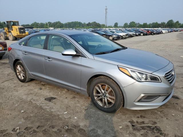 Photo 4 from auction – 2016 HYUNDAI SONATA SE with VIN 5NPE24AF2GH387335