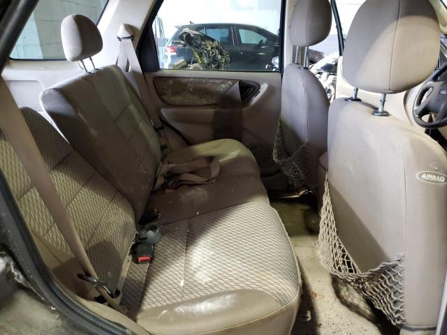 Photo 11 from auction – 2004 FORD ESCAPE XLT with VIN 1FMCU93184KB09659