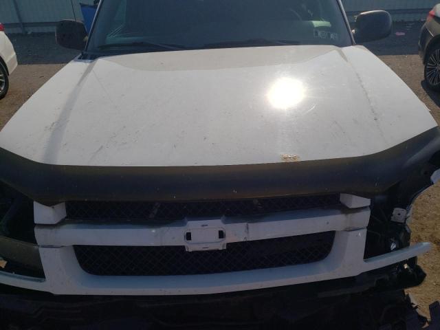 Photo 11 from auction – 2003 CHEVROLET AVALANCHE with VIN 3GNEK13T13G142389
