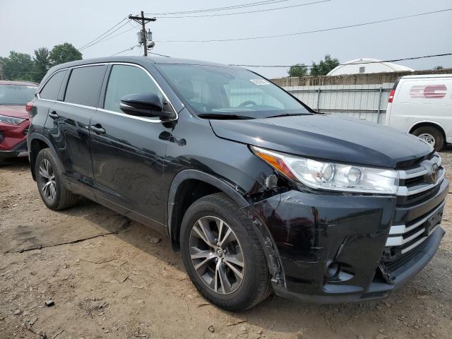 Photo 4 from auction – 2017 TOYOTA HIGHLANDER with VIN 5TDBZRFH8HS464596