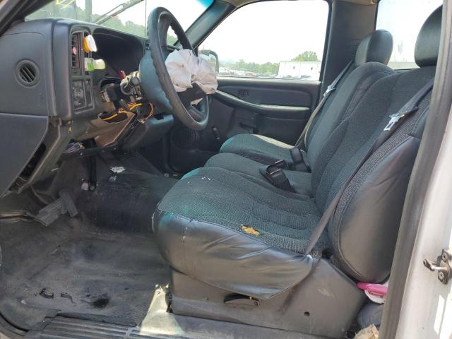Photo 7 from auction – 2000 CHEVROLET SILVERADO with VIN 1GCEC14V0YE102437