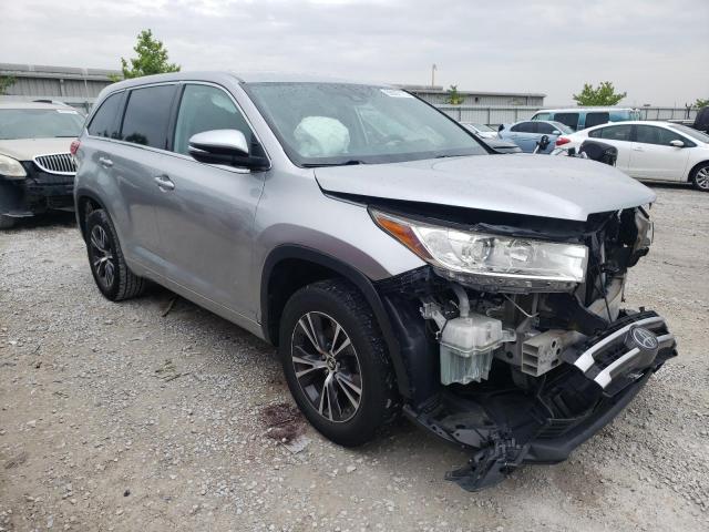 Photo 4 from auction – 2018 TOYOTA HIGHLANDER with VIN 5TDZARFH7JS041441