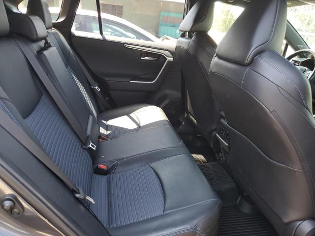 Photo 11 from auction – 2019 TOYOTA RAV4 XSE with VIN JTMEWRFV9KD517059