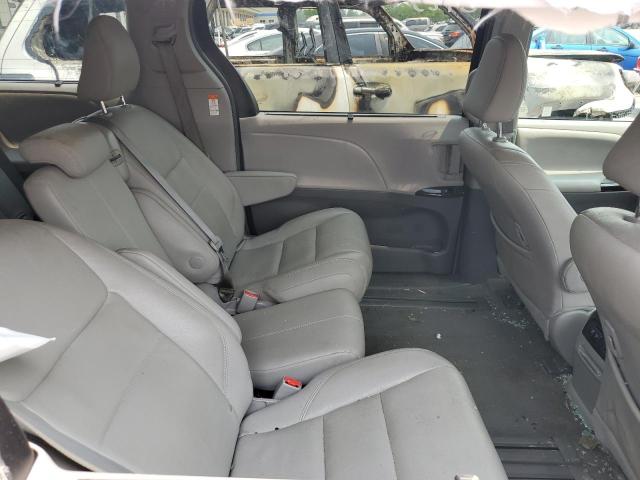 Photo 11 from auction – 2018 TOYOTA SIENNA XLE with VIN 5TDYZ3DC0JS939954