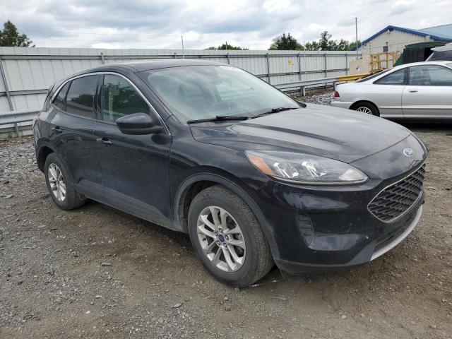 Photo 4 from auction – 2020 FORD ESCAPE SE with VIN 1FMCU0G64LUA91035