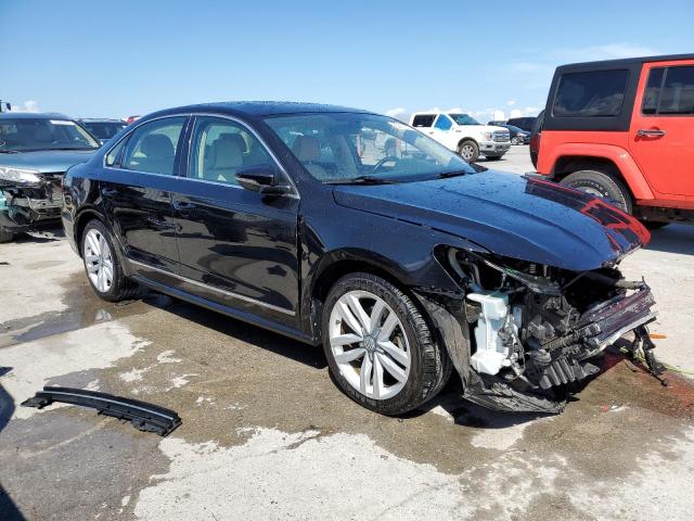 Photo 4 from auction – 2017 VOLKSWAGEN PASSAT SE with VIN 1VWGT7A34HC033405