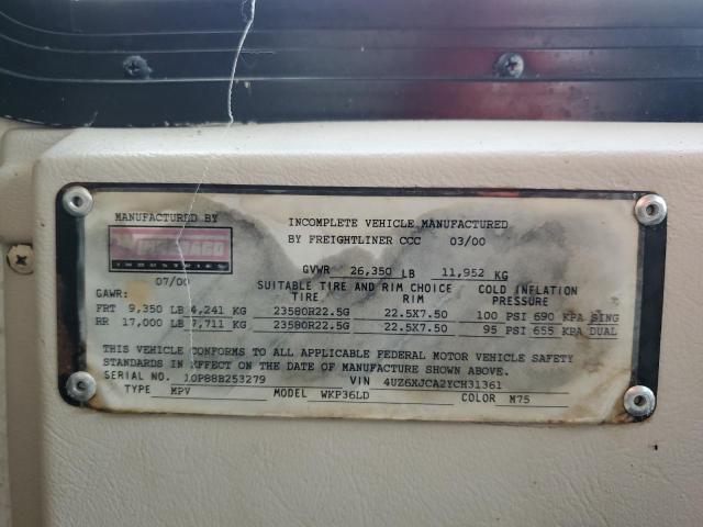 Photo 10 from auction – 2000 FREIGHTLINER CHASSIS X with VIN 4UZ6XJCA2YCH31361