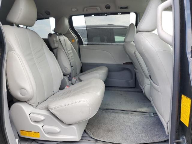 Photo 11 from auction – 2011 TOYOTA SIENNA XLE with VIN 5TDYK3DC1BS063188