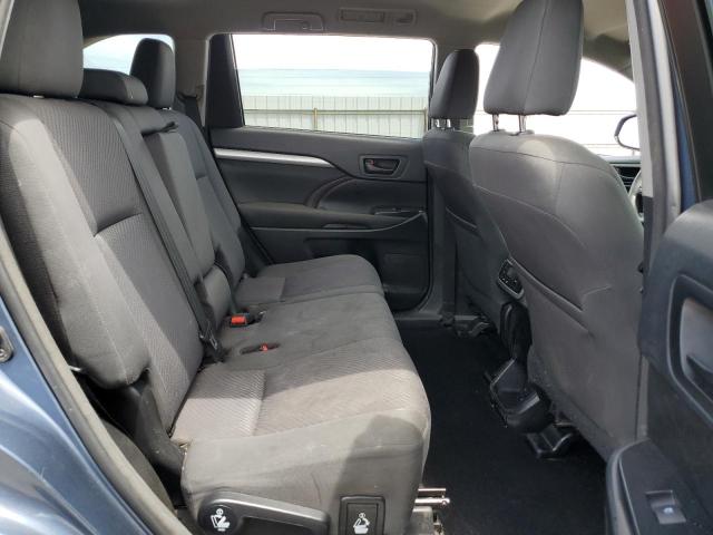 Photo 11 from auction – 2017 TOYOTA HIGHLANDER with VIN 5TDZZRFH2HS232655