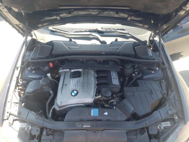 Photo 11 from auction – 2006 BMW 325 I with VIN WBAVB13596KX66302