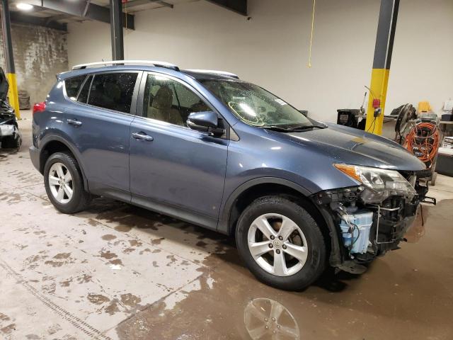 Photo 4 from auction – 2014 TOYOTA RAV4 XLE with VIN JTMRFREV2ED082313