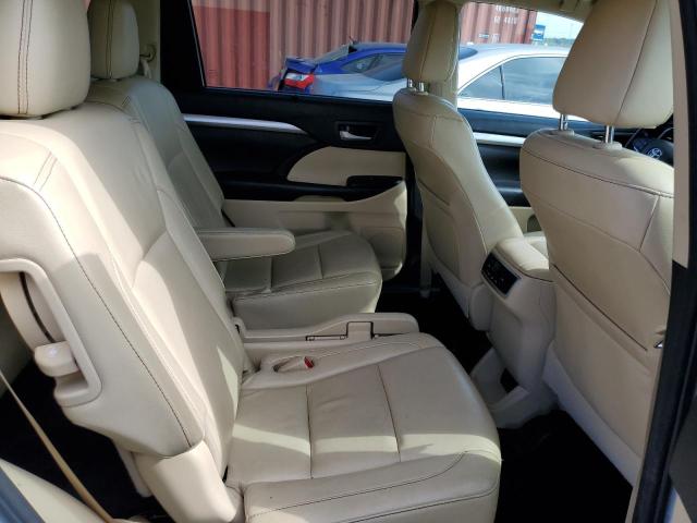 Photo 10 from auction – 2017 TOYOTA HIGHLANDER with VIN 5TDKZRFH7HS191957