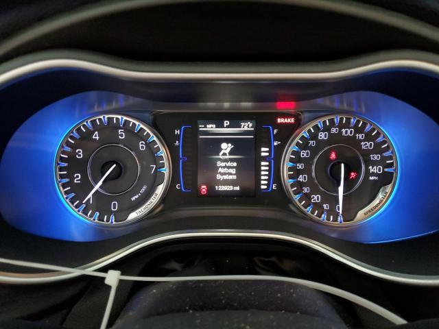 Photo 9 from auction – 2015 CHRYSLER 200 LIMITE with VIN 1C3CCCAB0FN588410