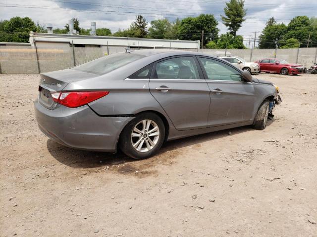 Photo 3 from auction – 2013 HYUNDAI SONATA GLS with VIN 5NPEB4AC4DH636428