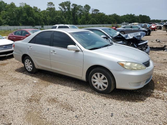 Photo 4 from auction – 2005 TOYOTA CAMRY LE with VIN 4T1BE32K95U026800