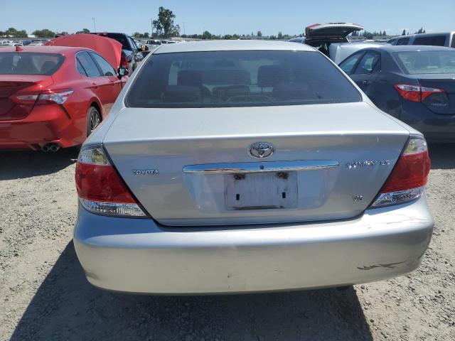 Photo 6 from auction – 2005 TOYOTA CAMRY LE with VIN 4T1BF30K75U106323