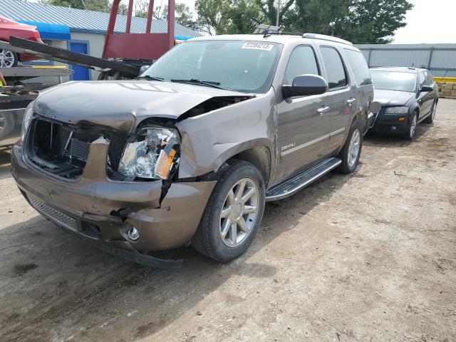 GMC YUKON DENA 2011 with VIN 1GKS2EEF3BR220796 - Photo from auction