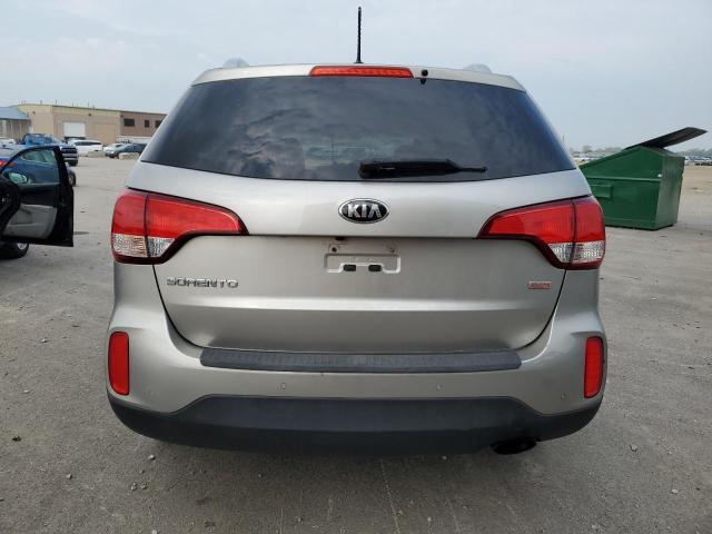 Photo 6 from auction – 2014 KIA SORENTO LX with VIN 5XYKTCA61EG531763