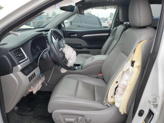 Photo 7 from auction – 2019 TOYOTA HIGHLANDER with VIN 5TDJZRFH2KS587636