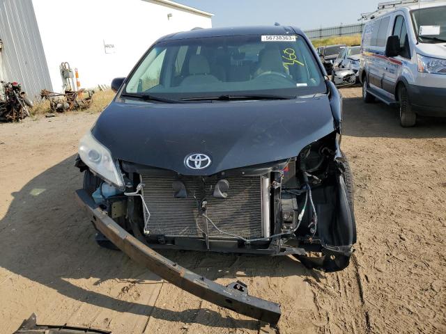 Photo 5 from auction – 2013 TOYOTA SIENNA LE with VIN 5TDKK3DC1DS303302
