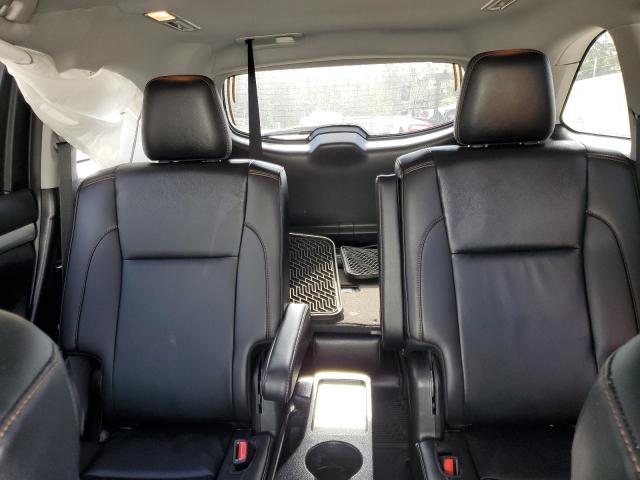 Photo 10 from auction – 2019 TOYOTA HIGHLANDER with VIN 5TDKZRFH5KS574416