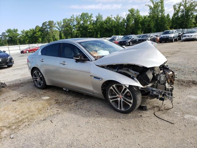 Photo 4 from auction – 2017 JAGUAR XE PREMIUM with VIN SAJAD4BV6HA959080