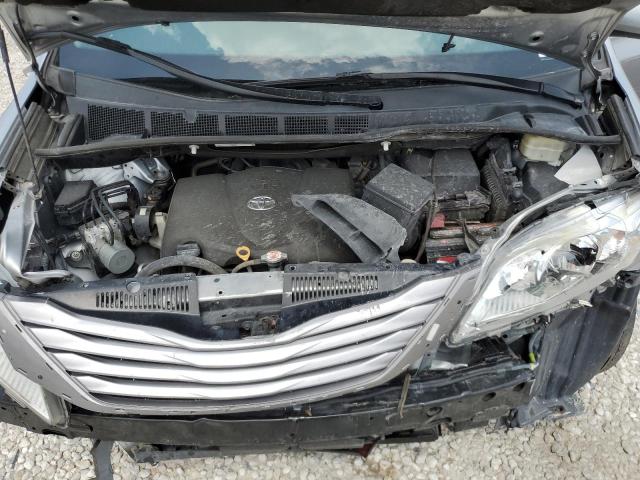 Photo 11 from auction – 2017 TOYOTA SIENNA XLE with VIN 5TDYZ3DC2HS900342