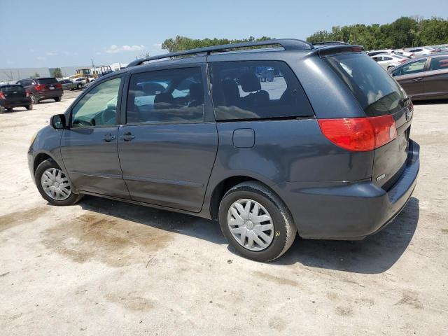 Photo 2 from auction – 2010 TOYOTA SIENNA CE with VIN 5TDKK4CC2AS343309
