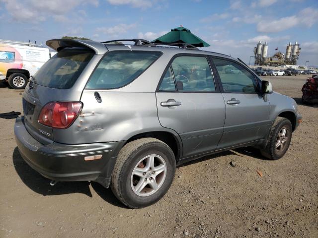Photo 3 from auction – 2000 LEXUS RX 300 with VIN JT6HF10U5Y0131986