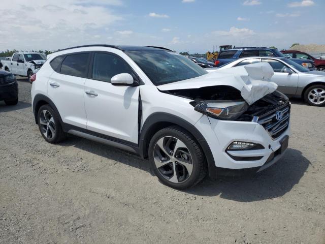 Photo 4 from auction – 2017 HYUNDAI TUCSON LIM with VIN KM8J3CA21HU367454