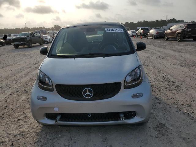 Photo 5 from auction – 2016 SMART FORTWO with VIN WMEFJ5DA3GK063553