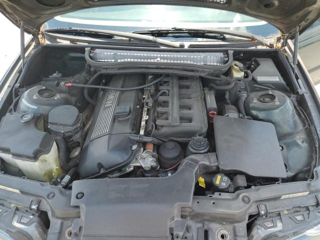 Photo 11 from auction – 2002 BMW 325 I with VIN WBAET37482NG84857