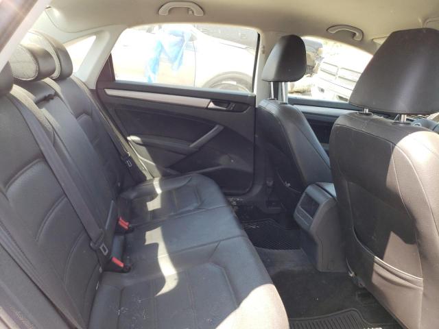 Photo 10 from auction – 2015 VOLKSWAGEN PASSAT S with VIN 1VWAT7A36FC102162