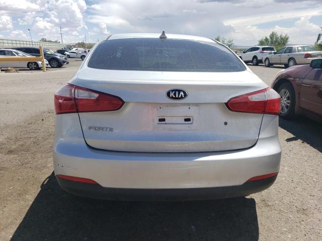 Photo 6 from auction – 2015 KIA FORTE LX with VIN KNAFK4A66F5277078
