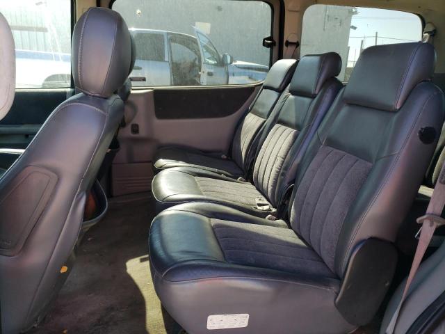 Photo 11 from auction – 2000 CHEVROLET VENTURE LU with VIN 1GNDX13E1YD192485