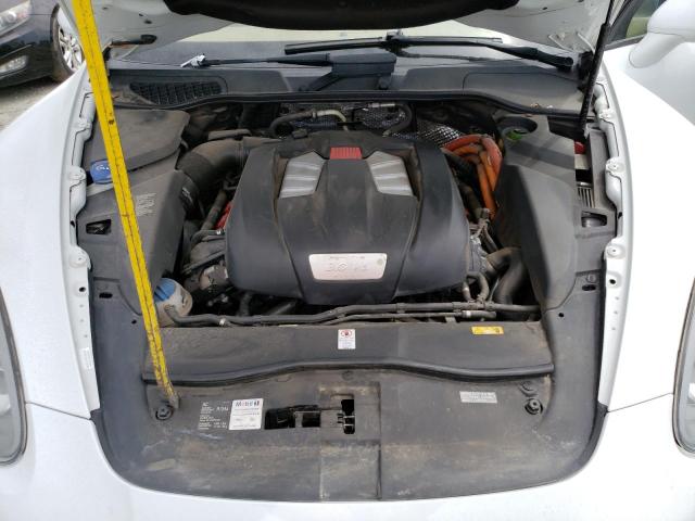 Photo 12 from auction – 2012 PORSCHE CAYENNE S with VIN WP1AE2A27CLA93036