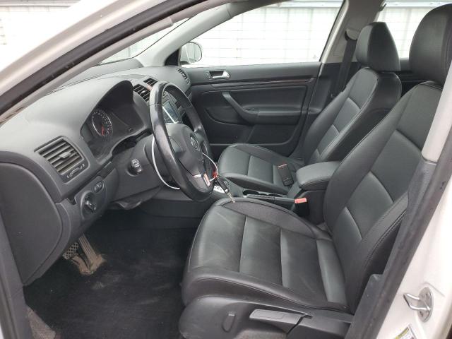 Photo 7 from auction – 2010 VOLKSWAGEN JETTA WOLF with VIN 3VWRA7AJ7AM041273