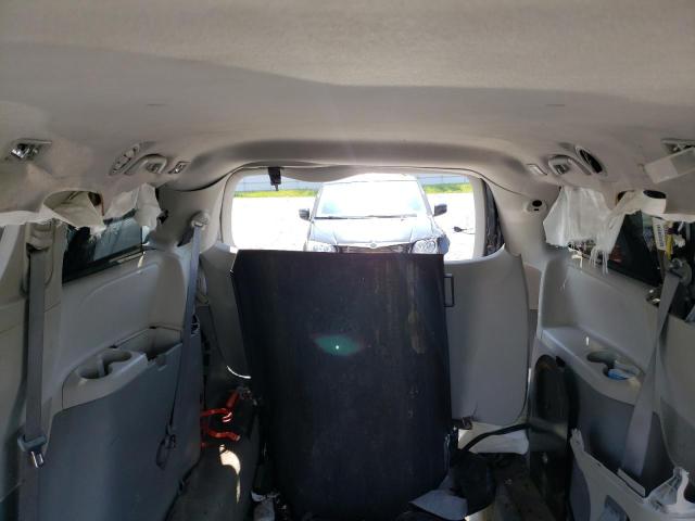 Photo 10 from auction – 2012 TOYOTA SIENNA LE with VIN 5TDKK3DC2CS176493